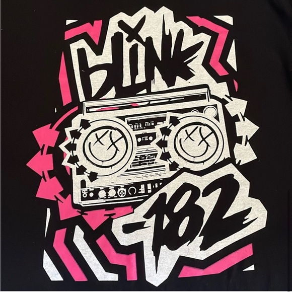 Blink 182 Boombox Oversized Short Sleeve Band Shirt - Picture 4 of 4